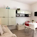 Sea View Apartment With Swimming Pool